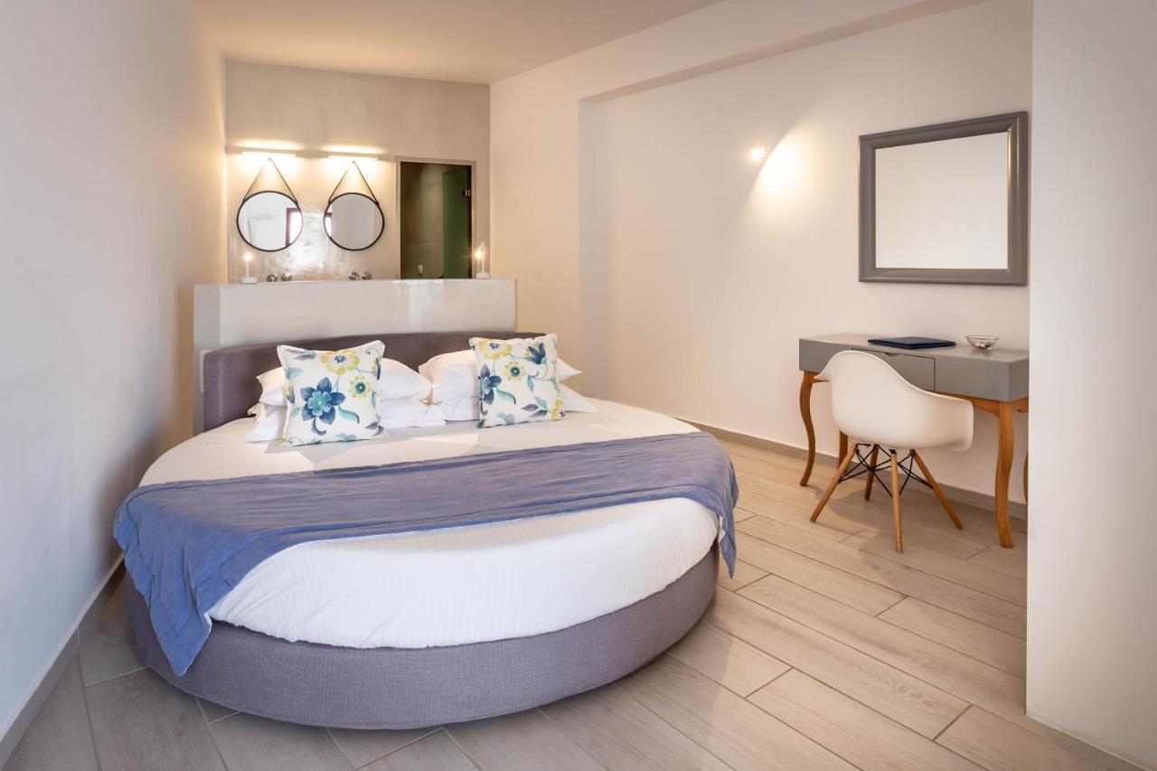 Mar N Mar Crown Hotel-Suites Kamári Exteriör bild